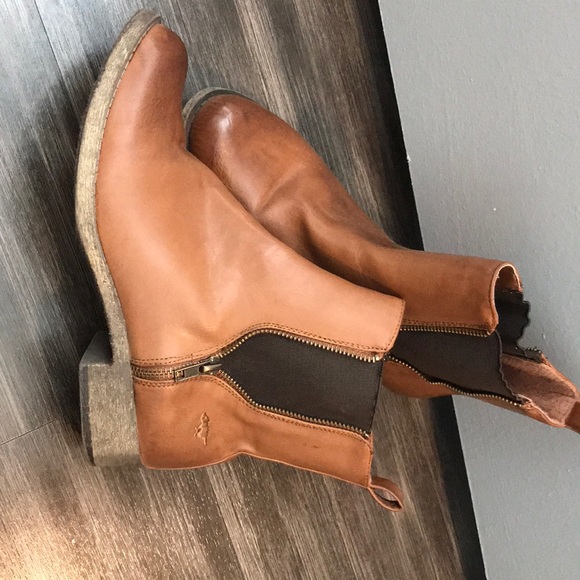Rocketdog ankle boots. Size 8.5. - Picture 2 of 2